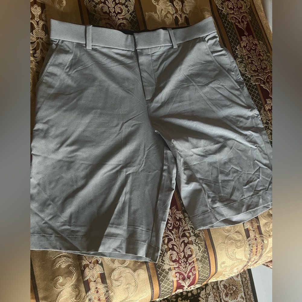 Nike golf shorts